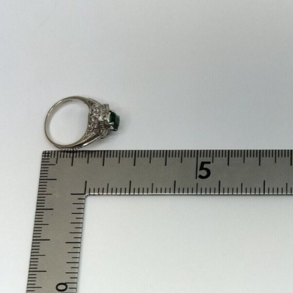 Real platinum 900 Gold &Diamonds..Emerald stone .0.59 CT - Picture 6 of 12